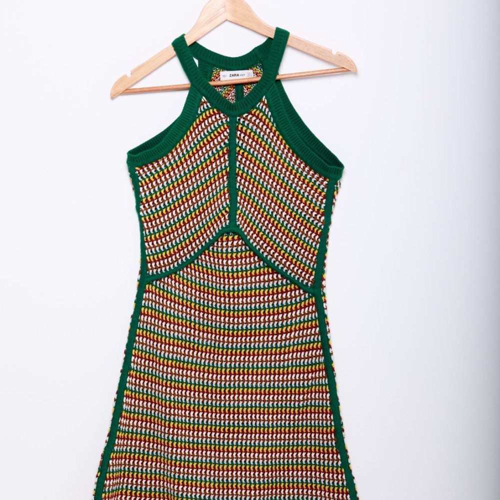 Dress - Picture 3 of 6